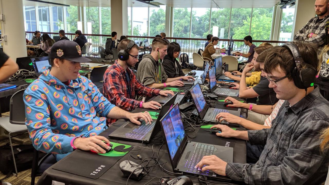 students playing at Spring LAN 2019